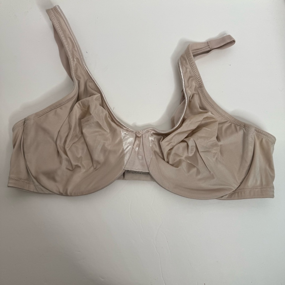 Olga/Warners Signature Support Underwire Unlined Full Coverage Bra Size 40C